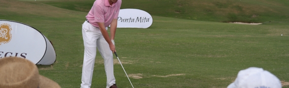 Drew Weaver sets a New Course Record on Bahia during the Punta Mita Golf Challenge!